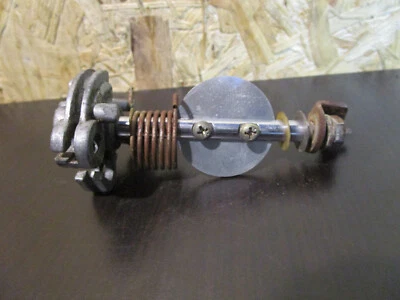 Axe volet et tirage de câbles corps 2 Honda CB 900 Bol d'Or CB900 Keihin VB51A - Photo 1/4