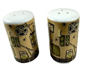 Vintage Tiki Design Salt & Pepper Shakers Tribal Masks 2.5" x 1.5" Ceramic - Picture 1 of 4