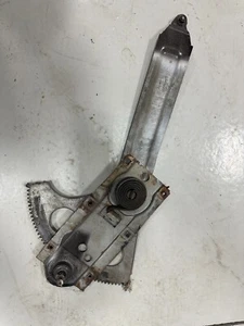 70 - 72 CHEVELLE GTO CUTLASS GS DOOR WINDOW REGULATOR Left and right - Picture 1 of 2