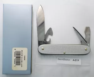 Navaja suiza Victorinox 2005 Soldier - Edición estándar, nueva en caja nueva #A210 - Imagen 1 de 7