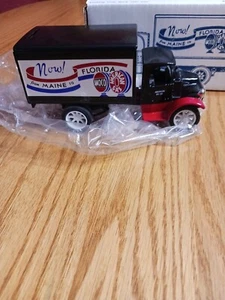 Limited Edition ERTL diecast bank 1935  Mack Truck Amoco Motor Club boxed NIB - Picture 1 of 5