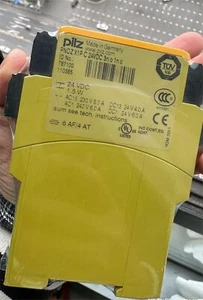 Uno nuevo para PILZ PNOZ X1P 787100 24 V relé de seguridad - Imagen 1 de 5