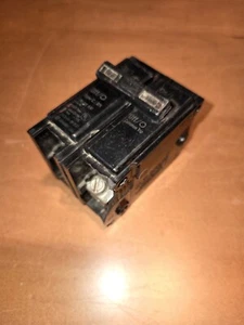 Disyuntor Westinghouse Bryant BR2100BM 2 polos 100 amperios 120/240 V astillado 2 - Imagen 1 de 6