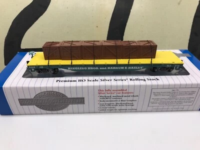 Bachmann Ho Ringling Bros. and Barnum & Bailey Circus Flat Car with Crated Load - Image 1 of 4