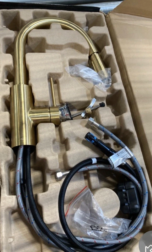 Grifo de cocina Kraus Oletto KPF-3104BG contemporáneo extraíble de una sola manija -... Foto 1 de 1