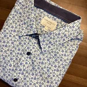 CONSTRUCT Herren Slim Fit 4 Wege Stretch Button Down Hemd Langarm Blumenmuster 2XLT - Bild 1 von 10