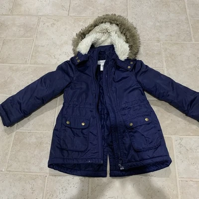 Chaqueta Parka H&M Niñas Cremallera Completa Azul Marino Aislada Extraíble Forrada de Piel Capucha Talla 4/5 Foto 1 de 4