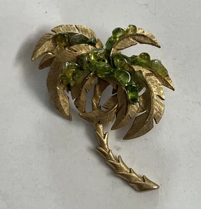 Vintage Palm Tree Brooch With Green Glass Unmarked Beach Nature - Picture 1 of 14