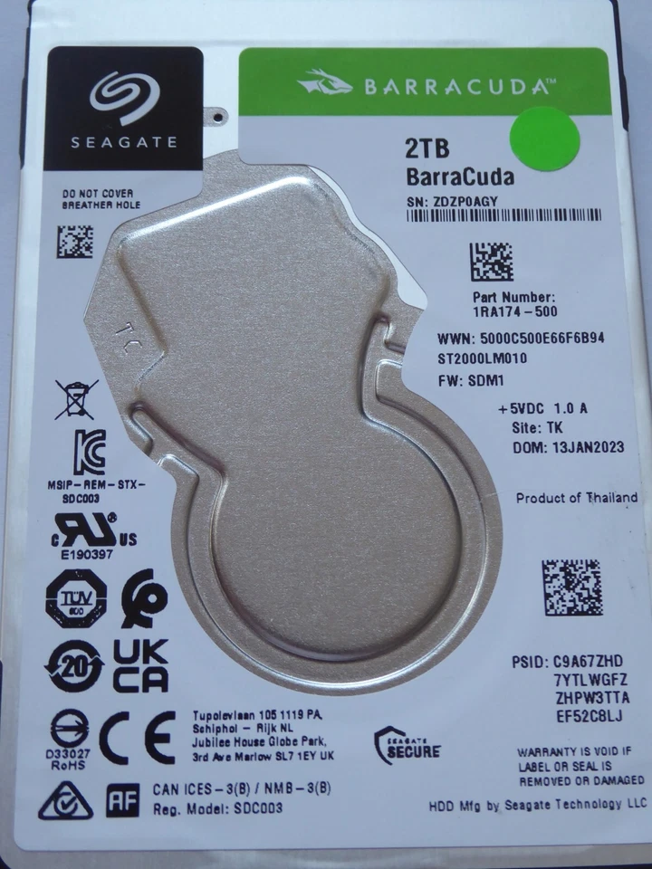 ST2000LM010 SN: ZDZ PN: 1RA174-500 FW: SDM1 TK 13 JAN 2023 Seagate 2TB - Bild 1 von 1