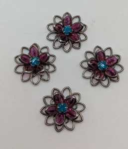 4 SWAROVSKI GUNMETAL FINISH CARIBBEAN BLUE OPAL AMETHYST FLORAL SEW-ON COMPONENT - Picture 1 of 4