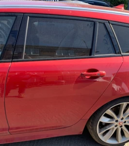 XF (X250) SPORTBRAKE NSR TÜR MONTAGE (ITALLIAN RACING RED CAH) - Bild 1 von 1