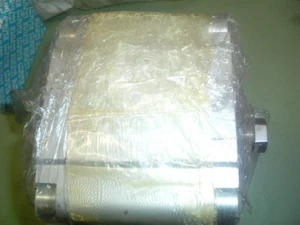 FESTO .....ADVU 100 40 A-P-A S2 ..................CYLINDER PART 156019.... NEW - Bild 1 von 1