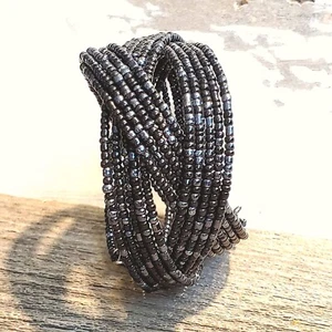 Solid Black Vintage Y2K 90s Striped Pretzel Memory Wire Cuff Bracelet - Picture 1 of 7