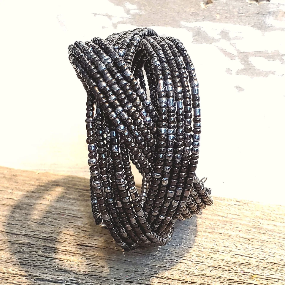 Solid Black Vintage Y2K 90s Striped Pretzel Memory Wire Cuff Bracelet - Image 1 of 4