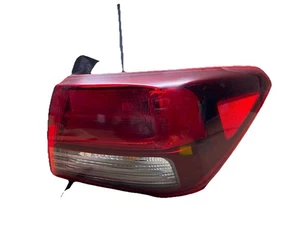 Lámpara de luz trasera lateral derecha pasajero Kia Rio 2018-2020 OEM #S187 - Imagen 1 de 6