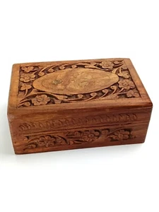 vintage Schatzkiste Schmuck oder Utensilien Kiste aus Holz mit Intarsien - Bild 1 von 9