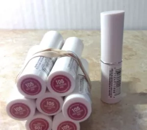 1 tubes Loreal Colour juice stick Lipstick 105 post - modern pink rare - Picture 1 of 1