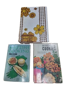 The Good Housekeeping Cookbook 1963 Hardcover-Homemade Cookies-Irish Cooking Lot - Imagen 1 de 23