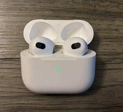 Apple AirPods (3ª generación) con estuche de carga MagSafe - Blanco Modelo A2566 Foto 1 de 4