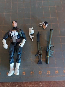 Marvel Legends The Punisher Walgreens Exclusive Komplett - Bild 1 von 6