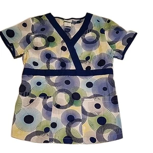 Peaches Blue Green Yellow Print Scrub Top Adjustable Tie Back 100% Cotton XS - Picture 1 of 9