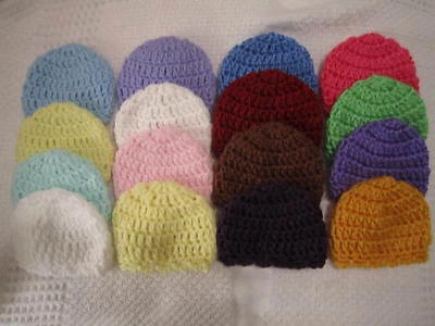 4-SOMBREROS DE HOSPITAL DE GANCHILLO PARA MUÑECAS MICRO PREMATURAS*ÚNICAS BEBÉ O RENACIDO Foto 1 de 4