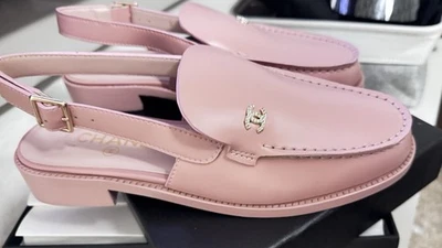 Chanel 25C En Charol Rosa Pink Patent Leather Inspired Flat Shoes Size 39 - Image 1 of 4