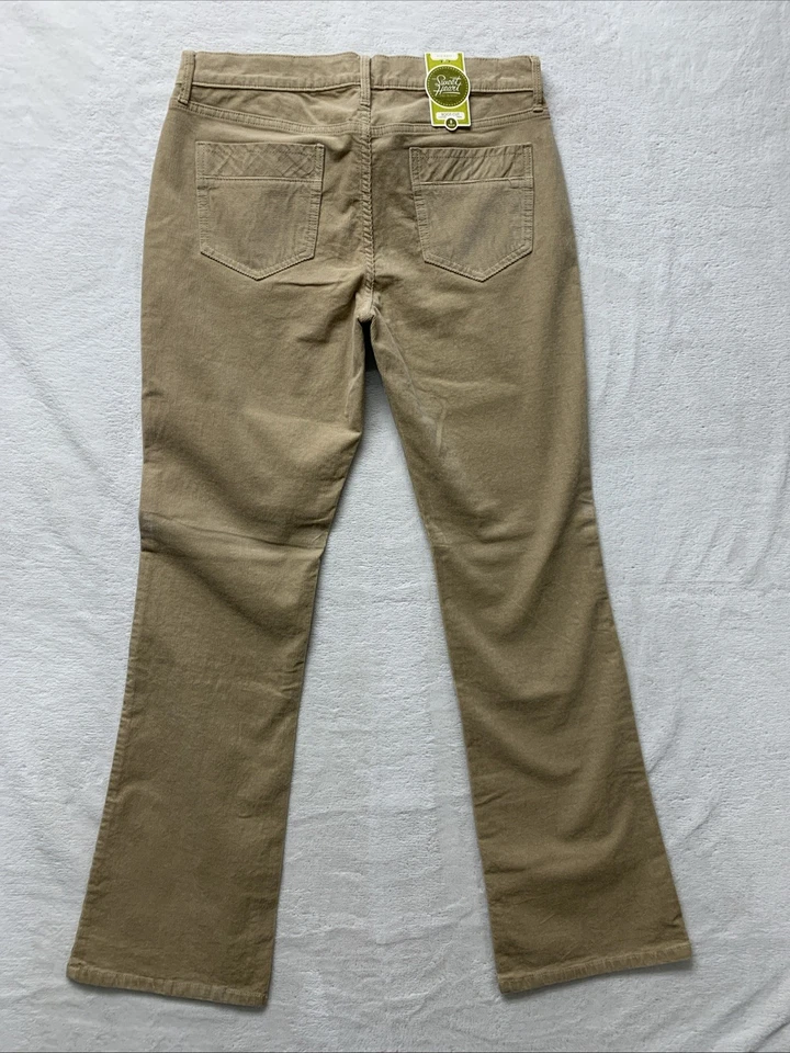 Old Navy The Sweetheart Women 8 corduroy pants Classic Rise Stretch Boot Cut New - Image 1 of 4