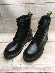 Bottes femme Dr. Martens AirWair en cuir noir style combat classique pointure 8 - Photo 1/7