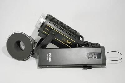 Godox VL300 II 320W LED Video Light #VL300II - Image 1 of 3