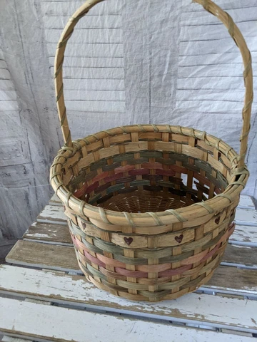 Wicker heart basket spring decor kitchen home Cover