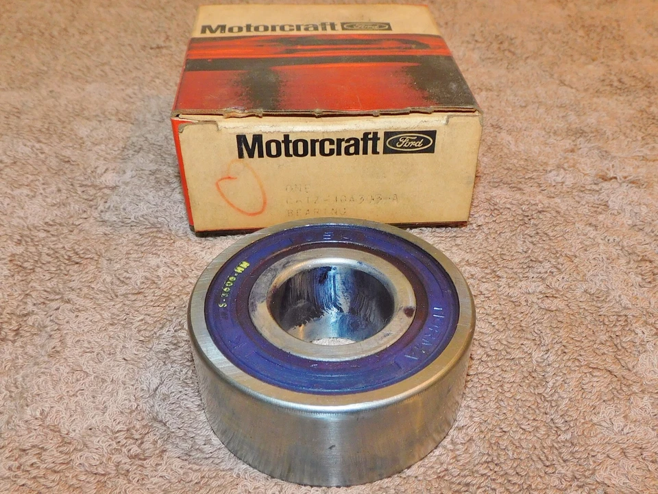 1966 - 1972 年福特 B600 B700 B750 NOS 105 AMP 330 361 391 替代前轴承 — 第 1/4 张图片