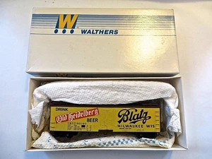 HO Gauge BUILT Walthers Blatz Beer 40' Billboard Wood Reefer Boxed Upgraded - Picture 1 of 7
