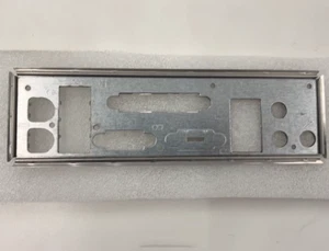Eine gebrauchte I/O Io Shield Backplate für X7DAE VER 2.01 5000X - Bild 1 von 4