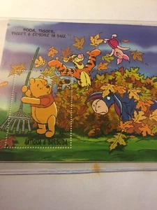 Winnie The Pooh In Fall - Picture 1 of 2