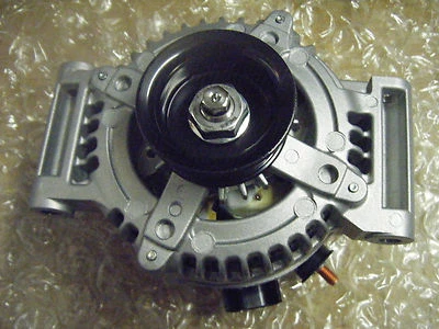 NEW GM ALTERNATOR OEM 10355395 (BARB2810 DS14) - Image 1 of 4