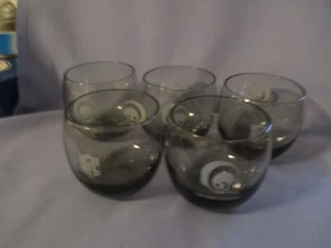 C-275- VINTAGE 1970's NFL LOS ANGELES RAMS SHELL GAS SMOKED (5) GLASSES WHISKEY - Picture 1 of 1