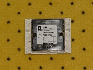 Berker KNX-Tastsensor Komfort, 3-fach mit Beschriftungsfeld, K1 weiß / polarweiß - Bild 1 von 4