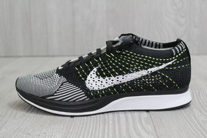 nike flyknit racers mens