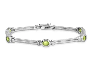 Peridot Bracelet 2.50 Carat (ctw) in Sterling Silver - Picture 1 of 4