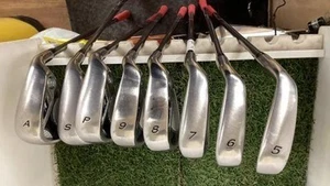 Ladies TaylorMade R7 DRAW Iron Set 5-9I.Pw.Aw.Sw 8Pcs Shaft RE*AX 45 LITE Flex L - Picture 1 of 6