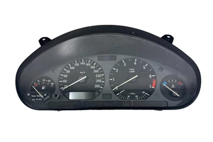Velocímetro BMW E36 325i 1991 8353825 62118353825 110008463033 - Imagen 1 de 4
