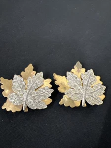 Vintage Pair Dress Clips McClelland Barclay Foliage Rhinestone Fur Clips - Picture 1 of 4