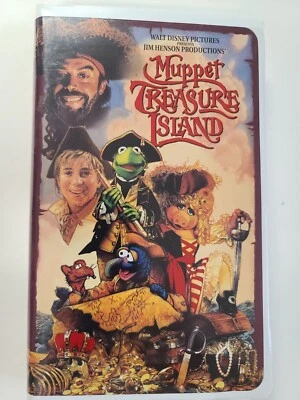 Muppet Treasure Island , Pre-Owned VHS - Image 1 of 3