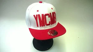 YMCMB SNAPBACK MÜTZE WEISS UNISEX HERREN DAMEN JUNGEN MÄDCHEN ONE SIZE - Bild 1 von 1