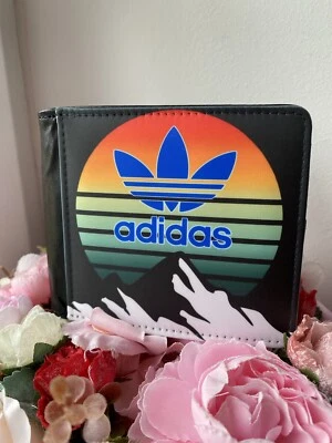 Cartera Adidas Sunset Mountain negra para hombre Foto 1 de 3