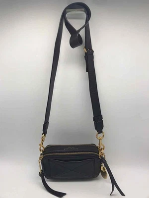 Bandolera negra Marc Jacobs de segunda mano Foto 1 de 4