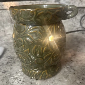 Scentsy Warmer Malta Full Size Retired Island Collection Decor + New Bulb Nice! - Picture 1 of 4