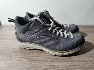 Women's Clarks Wave Walk Gray Black Outdoor Hiking Trail Comfort Boots Size 7.5W - Picture 1 of 9