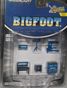 Greenlight Scala 1:64 Serie 2 Edizione Limitata Accessori Attrezzi Negozio Bigfoot NUOVO - Foto 1 di 1